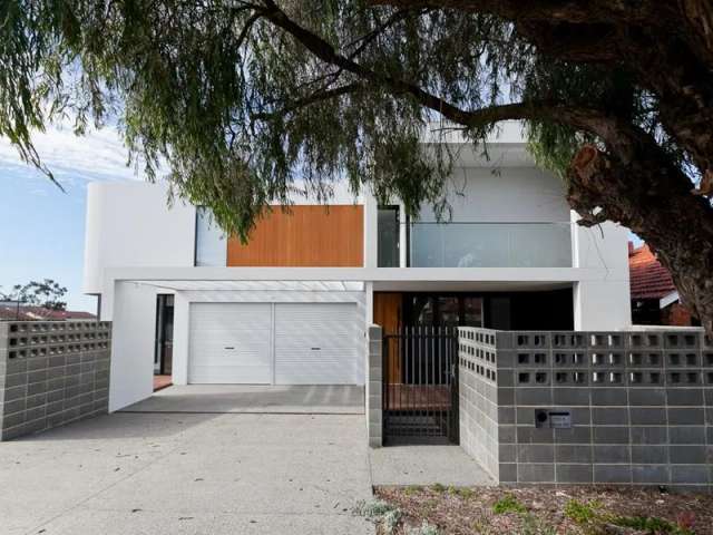 House For Sale in City of Melville, Western Australia