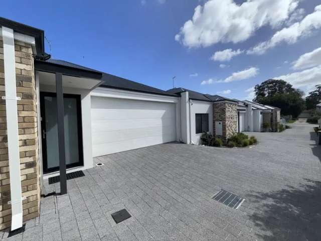 Villa For Rent in City of Stirling, Western Australia