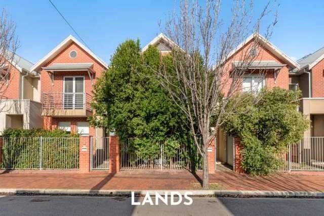 House For Sale in Adelaide, South Australia