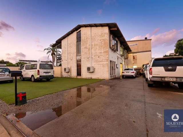 House For Sale in City of Melville, Western Australia