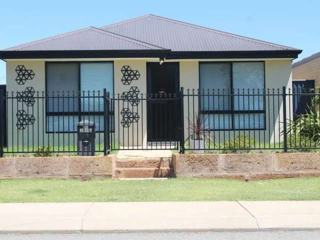 House For Sale in Byford, Western Australia