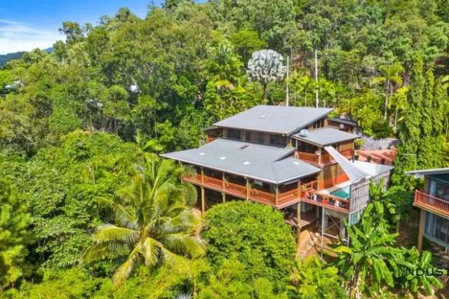 House For Sale in Cairns, Queensland