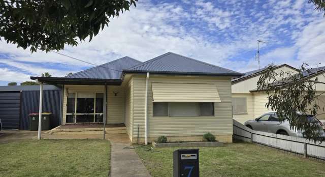 House For Sale in Parkes, New South Wales