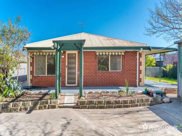 House For Rent in City of Gosnells, Western Australia