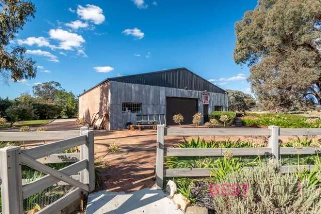 House For Sale in Bathurst, New South Wales