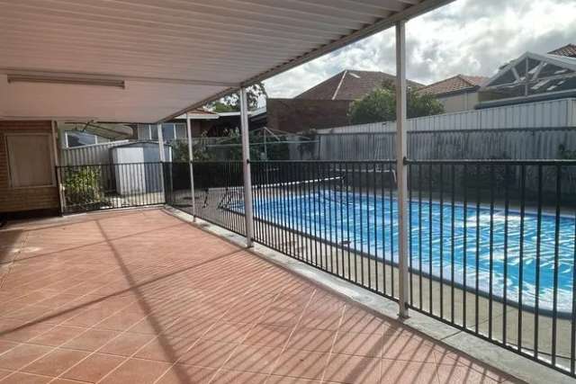 House For Rent in City of Melville, Western Australia