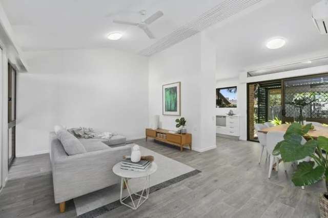 Villa For Sale in Sunshine Coast Regional, Queensland