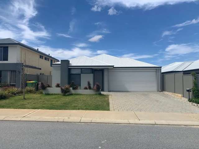 House For Rent in City of Cockburn, Western Australia