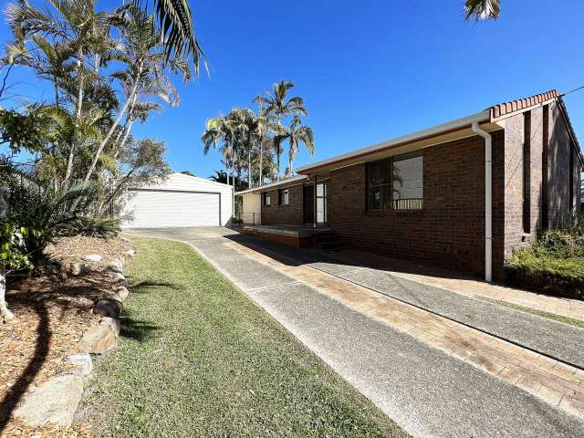 Real Estate For Lease - 8 Chestnut Avenue - Sandy Beach , NSW