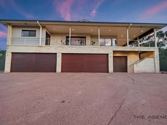 House For Sale in Shire Of Mundaring, Western Australia