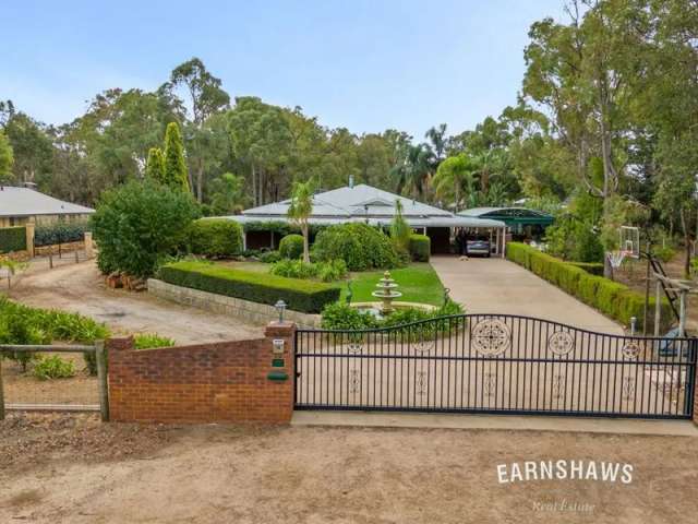 House For Sale in Shire Of Mundaring, Western Australia