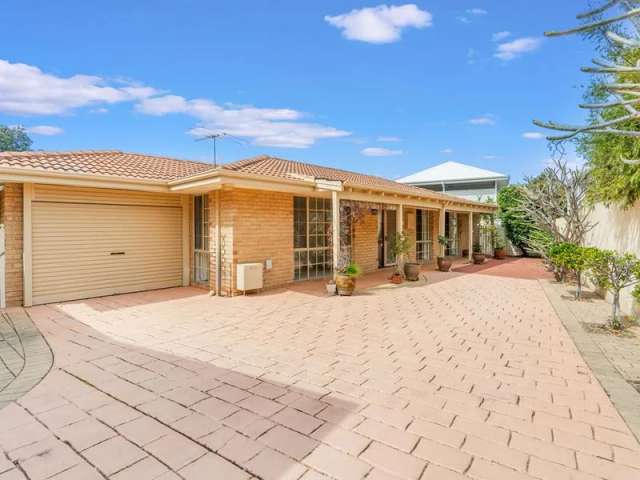 House For Sale in City of Melville, Western Australia