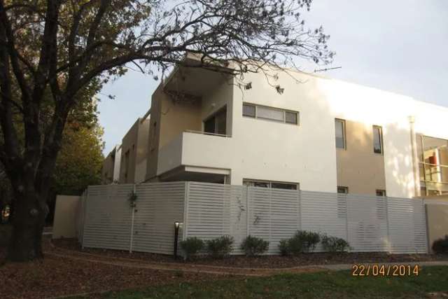 Apartment For Rent in North Canberra, Australian Capital Territory