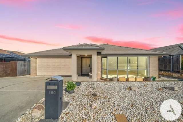 House For Sale in District of Gungahlin, Australian Capital Territory