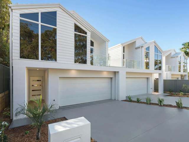 Brand new, fine contemporary; distant ocean views