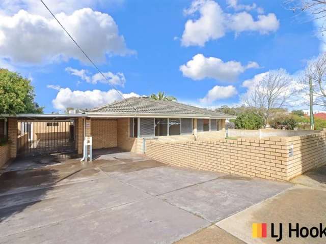 House For Rent in City of Cockburn, Western Australia