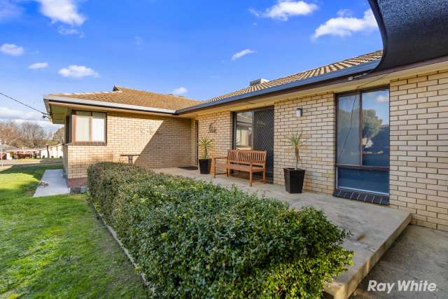 House For Sale in Wagga Wagga City Council, New South Wales