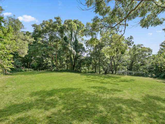 Stunning escarpment block with eco-pod potential