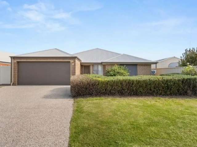 House For Rent in Shire Of Capel, Western Australia