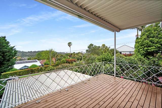 Real Estate For Lease - 4 Chislehurst Avenue - Figtree , NSW