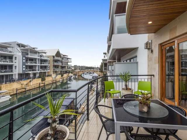 Apartment For Sale in Mandurah, Western Australia