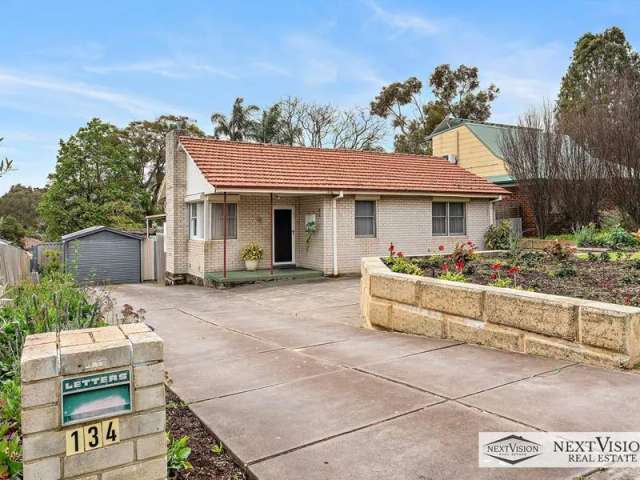 House For Sale in City of Cockburn, Western Australia