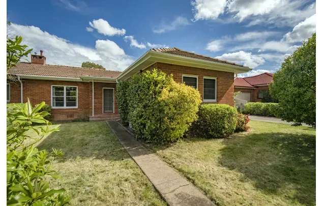 9 Frome Street, Narrabundah ACT 2604 - Semi-detached For Rent | Domain