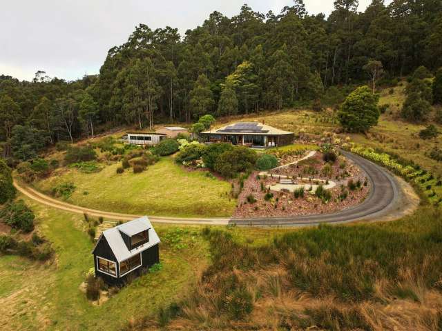 House For Sale in Woodbridge, Tasmania