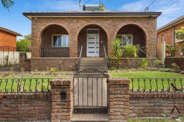 House For Lease - 9 Flora St, Arncliffe NSW 2205