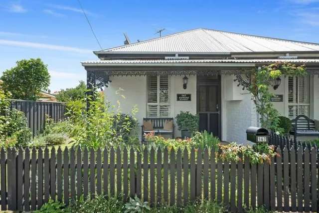 House For Sale in Orange, New South Wales