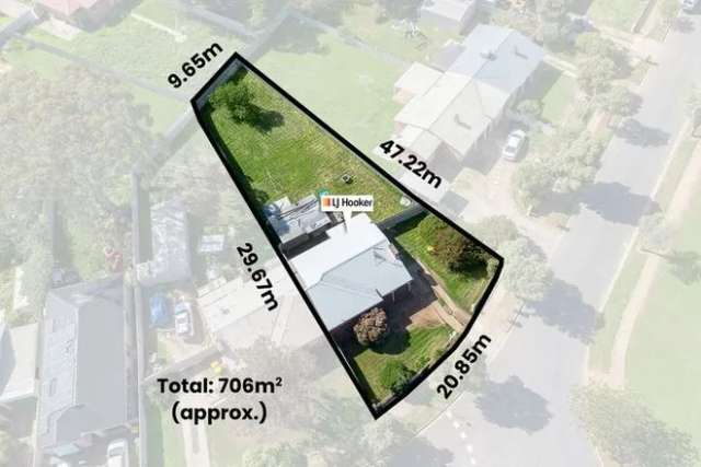 House For Sale in Adelaide, South Australia