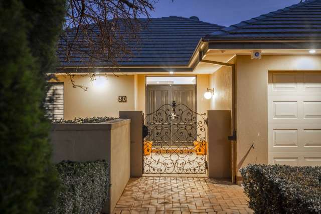 House For Sale in Canberra, Australian Capital Territory