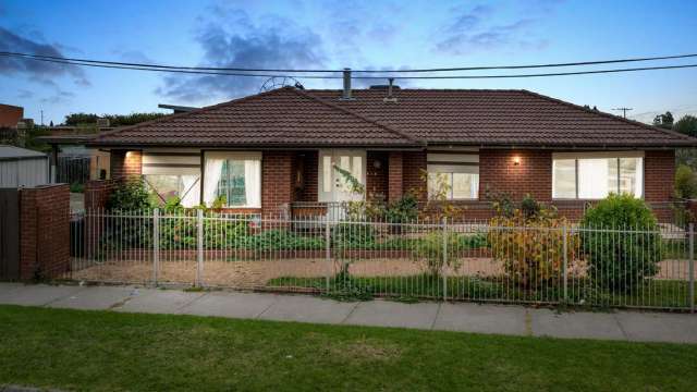 House For Sale in Melbourne, Victoria