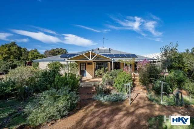 House For Sale in Bullsbrook, Western Australia