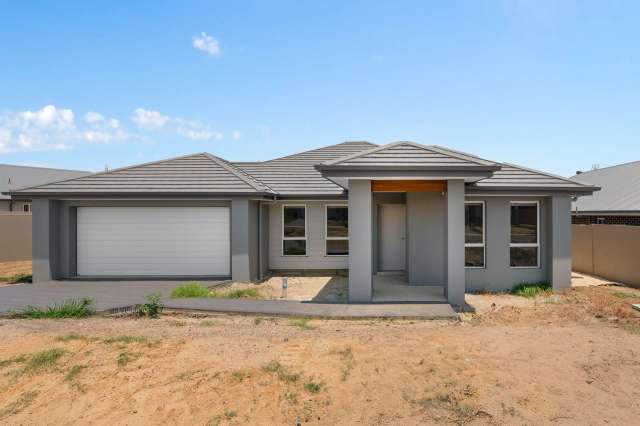 Real Estate For Lease - 11 Arnott Loop - North Rothbury , NSW