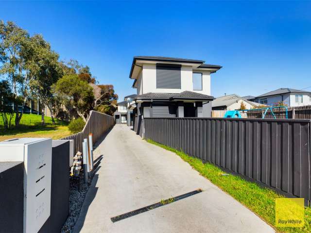 Stylish Two-Bedroom Retreat with Garage in Laverton!