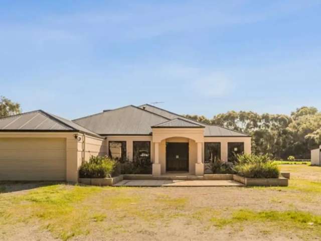 House For Rent in Shire of Serpentine-Jarrahdale, Western Australia