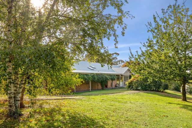 Architectural mid-century home on 1 1/2 acres