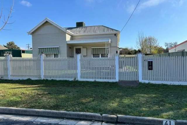 House For Rent in Maryborough, Victoria