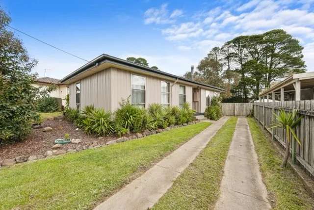 House For Rent in Creswick, Victoria