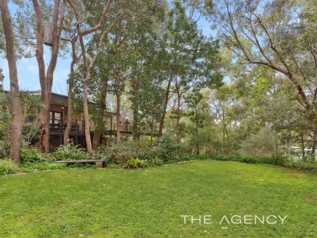 House For Sale in Shire Of Mundaring, Western Australia