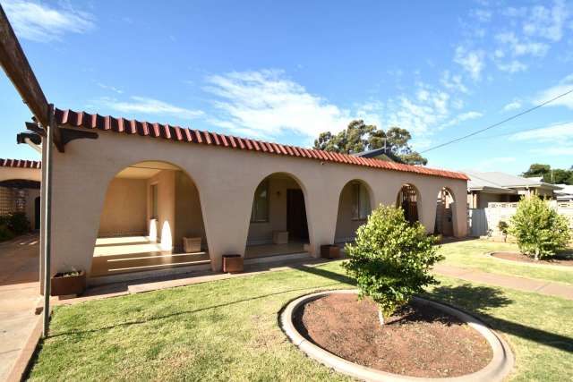 467 Wyman Street, Broken Hill NSW 2880 - House For Lease