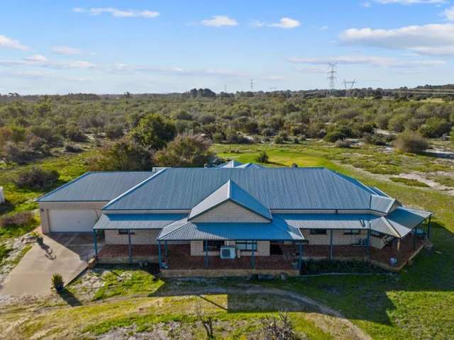 House For Sale in Shire of Serpentine-Jarrahdale, Western Australia