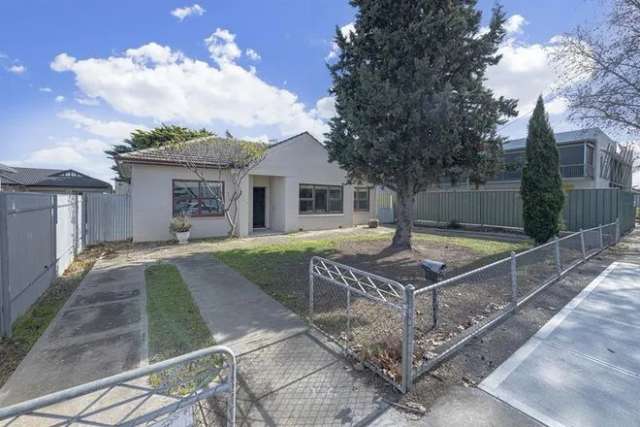 House For Sale in Adelaide, South Australia