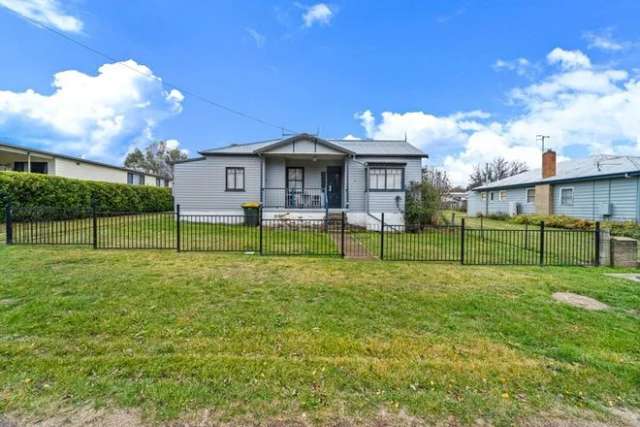 House For Sale in Adaminaby, New South Wales