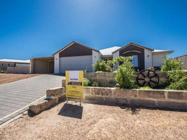 House For Sale in Dongara, Western Australia