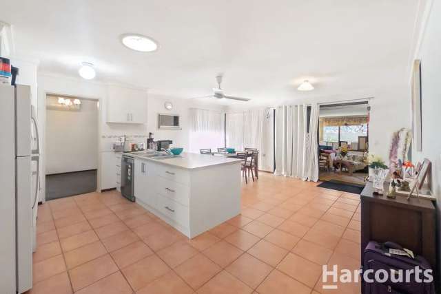 UNDER OFFER BY HARCOURTS MANDURAH - TEAM HARRIS