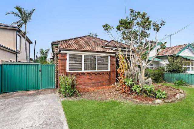 House For Sale in Sydney, New South Wales