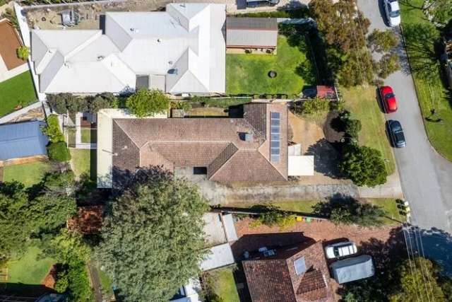 House For Sale in City of Melville, Western Australia