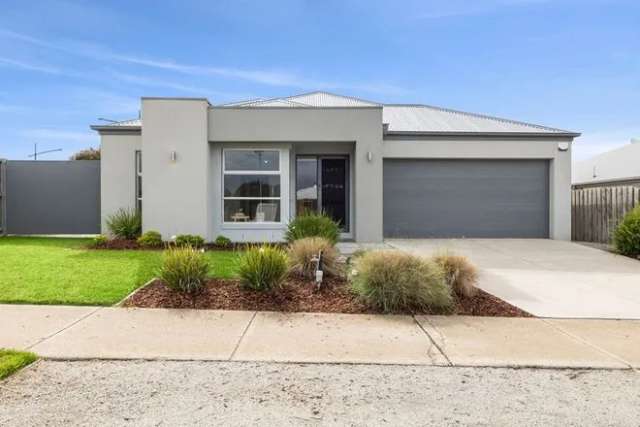 House For Sale in Torquay, Victoria